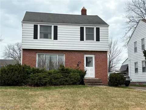 266 E 204th St, Euclid, OH 44123