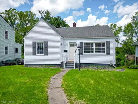 2717 Cleveland Ave, Steubenville, OH 43952