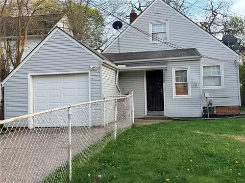 10506 Park Heights Rd, Cleveland, OH 44104