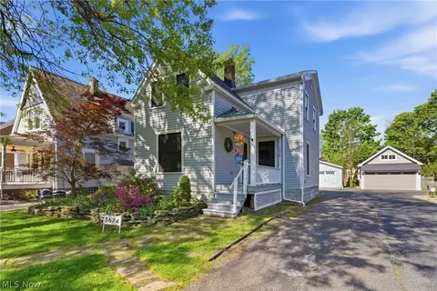 3674 Stoer Rd, Shaker Heights, OH 44122