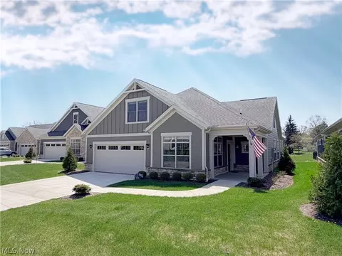 3388 Willow Ln, Fairlawn, OH 44333