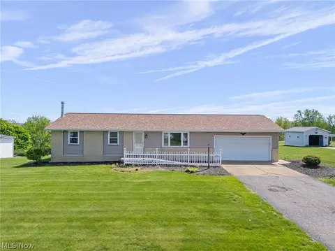 1830 Baird Ave NE, Paris, OH 44669