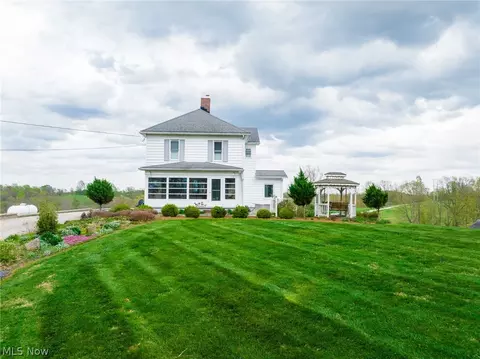 44713 State Route 541, Coshocton, OH 43812