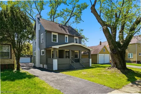 3356 Spangler Rd, Cleveland Heights, OH 44112