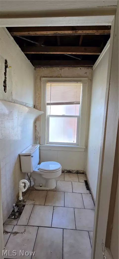 505 E 266th St, Euclid, OH 44132 photo 6