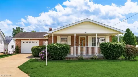 254 Sycamore St, Duncan Falls, OH 43734