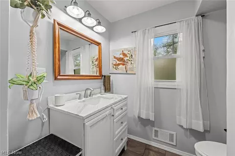 345 Miami Ave, Elyria, OH 44035 photo 30