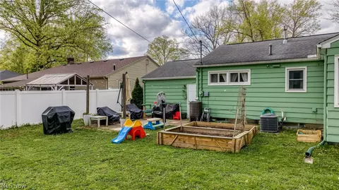 345 Miami Ave, Elyria, OH 44035 photo 35