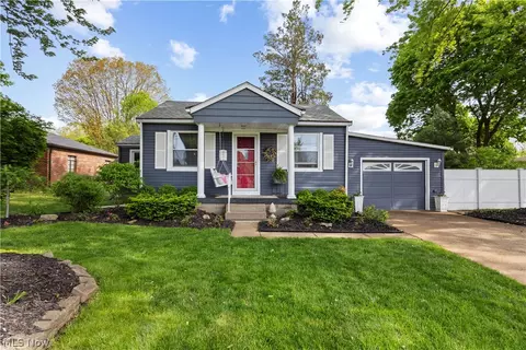 1092 Cooper Foster Park Rd, Lorain, OH 44053