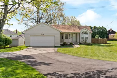 3008 Mount Pleasant St NW, North Canton, OH 44720