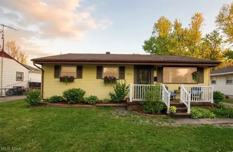 1514 Difford Dr, Niles, OH 44446