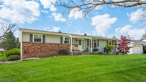 2580 Douglas Dr, Zanesville, OH 43701