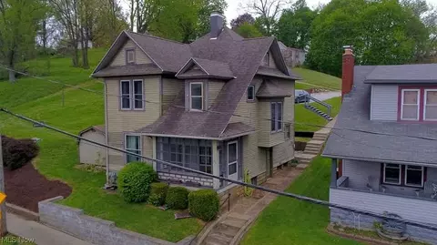 75 N Crawford St, Millersburg, OH 44654