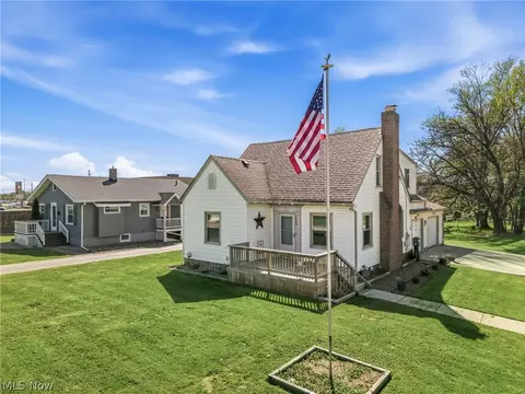 7202 Sheldon Ave, Youngstown, OH 44512