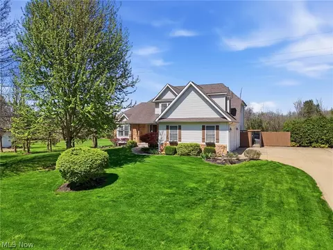 5245 Markwood Ct, Valley City, OH 44280