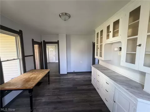 Entry Way - 347 11th St, Elyria, OH 44035 photo 1 of 2