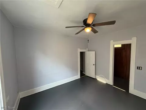 Bedroom - 347 11th St, Elyria, OH 44035 photo 2 of 4