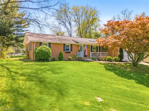 4221 Georgia St NW, Massillon, OH 44646