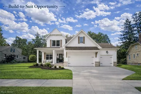 4879 Oakdale Dr, Willoughby, OH 44094
