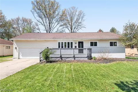 8218 Webster Rd, Strongsville, OH 44136