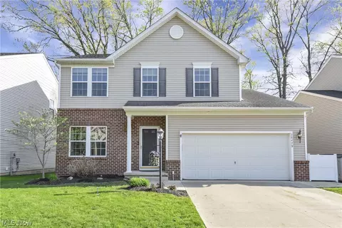 38479 Foxglen Ave, Avon, OH 44011