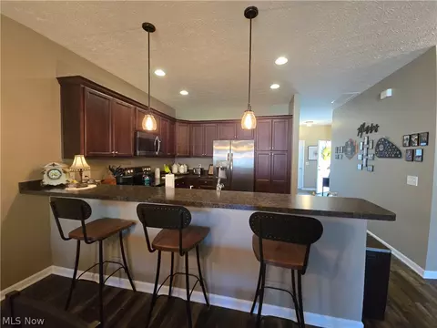413 Deer Xing, Elyria, OH 44035 photo 10
