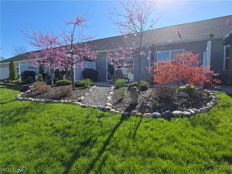 413 Deer Xing, Elyria, OH 44035 photo 34