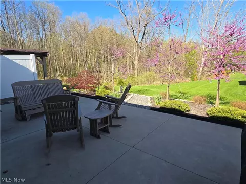 413 Deer Xing, Elyria, OH 44035 photo 32