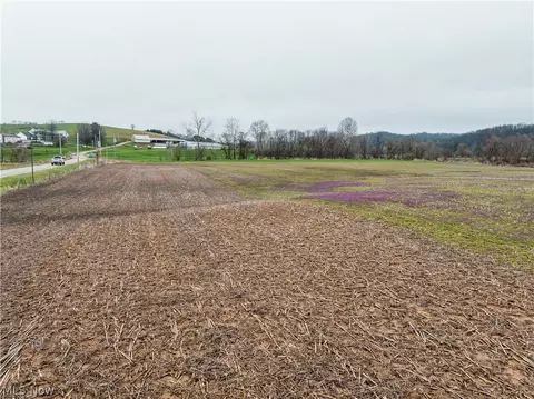Licking Valley Road, Frazeysburg, OH 43830