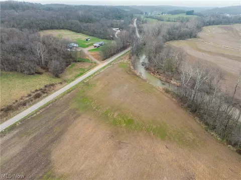 Licking Valley Road, Frazeysburg, OH 43830