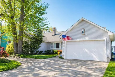 2025 Erie Ave, Lorain, OH 44052
