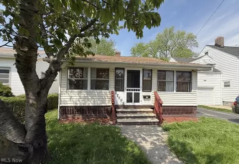 22553 Ivan Ave, Euclid, OH 44123