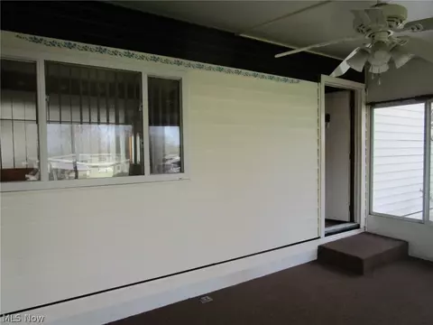 1626 E Apt 191 E 51st St, Ashtabula, OH 44004 photo 18