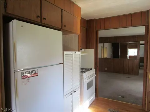 1626 E Apt 191 E 51st St, Ashtabula, OH 44004 photo 32