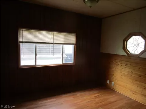1626 E Apt 191 E 51st St, Ashtabula, OH 44004 photo 25