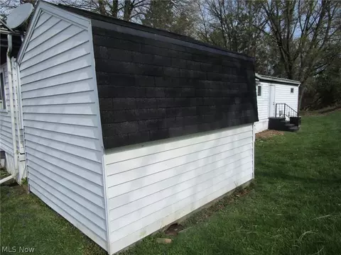 1626 E Apt 191 E 51st St, Ashtabula, OH 44004 photo 9