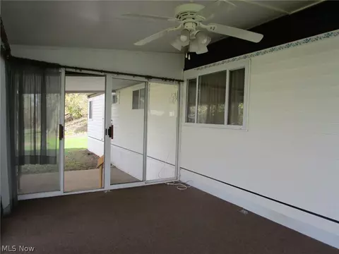 1626 E Apt 191 E 51st St, Ashtabula, OH 44004 photo 17