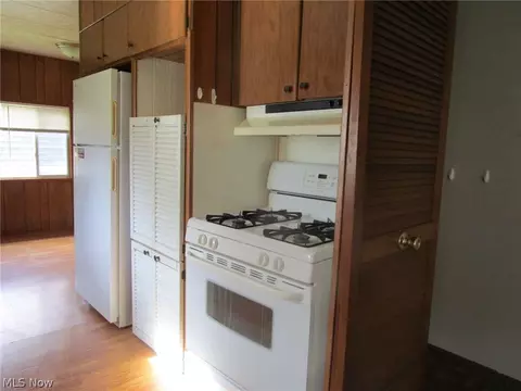 1626 E Apt 191 E 51st St, Ashtabula, OH 44004 photo 23