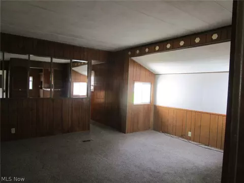 1626 E Apt 191 E 51st St, Ashtabula, OH 44004 photo 19