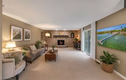 Living - 106 Lethbridge Cir, Akron, OH 44321 photo 2 of 2