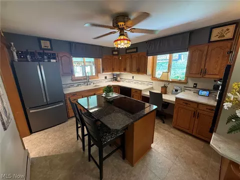 6145 Wolf Run Rd SE, Dennison, OH 44621 photo 12