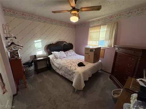 Bedroom - 503 Meadowridge Ave NW, Canton, OH 44708 photo 7 of 7