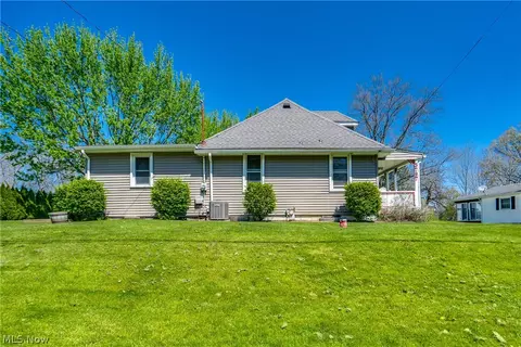 3797 Harper Ave, Barberton, OH 44203