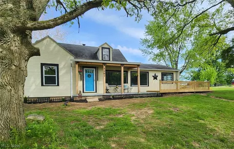 Exterior - 5261 Dailey Rd, New Franklin, OH 44319 photo 2 of 8