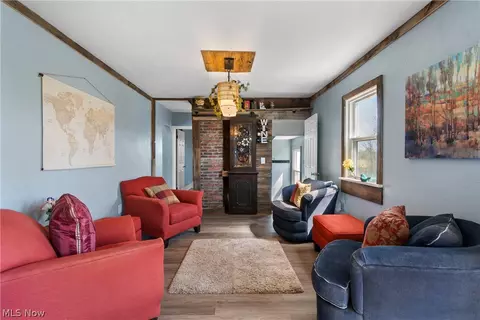 Living - 5261 Dailey Rd, New Franklin, OH 44319 photo 1 of 3