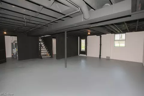 Other - 556 Idora Ln, Struthers, OH 44471 photo 3 of 6