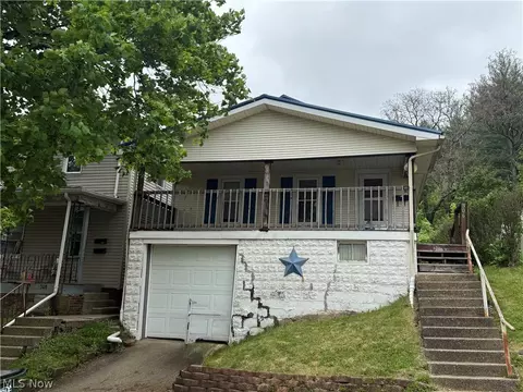 306 N 4th St, Dennison, OH 44621