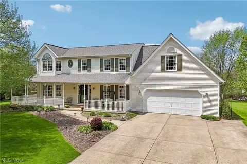 255 Gloucester Dr, Medina, OH 44256