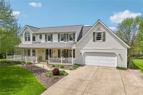 255 Gloucester Dr, Medina, OH 44256