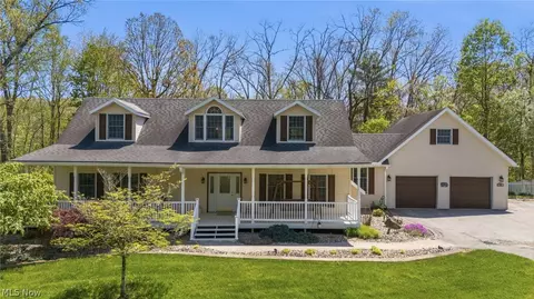 40 Whitetail Dr, Parkersburg, WV 26104